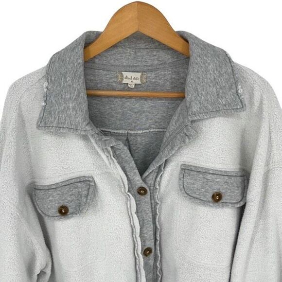 Altar’d State Women’s Reversed Sweatshirt Medium Gray Button Up Flannel Casual C - Picture 2 of 8
